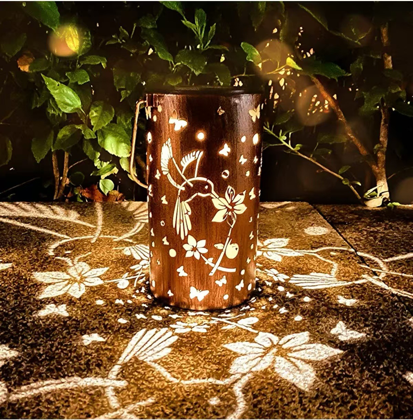 Färgglad solroslampa för trädgården