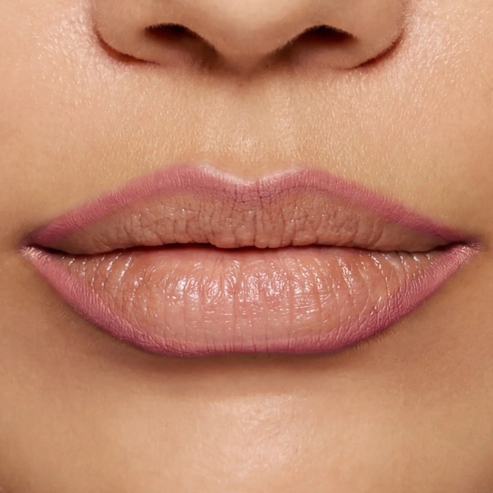 💋Easy Glide Lip Liner — Krämig, blandbar färg med smidig applicering