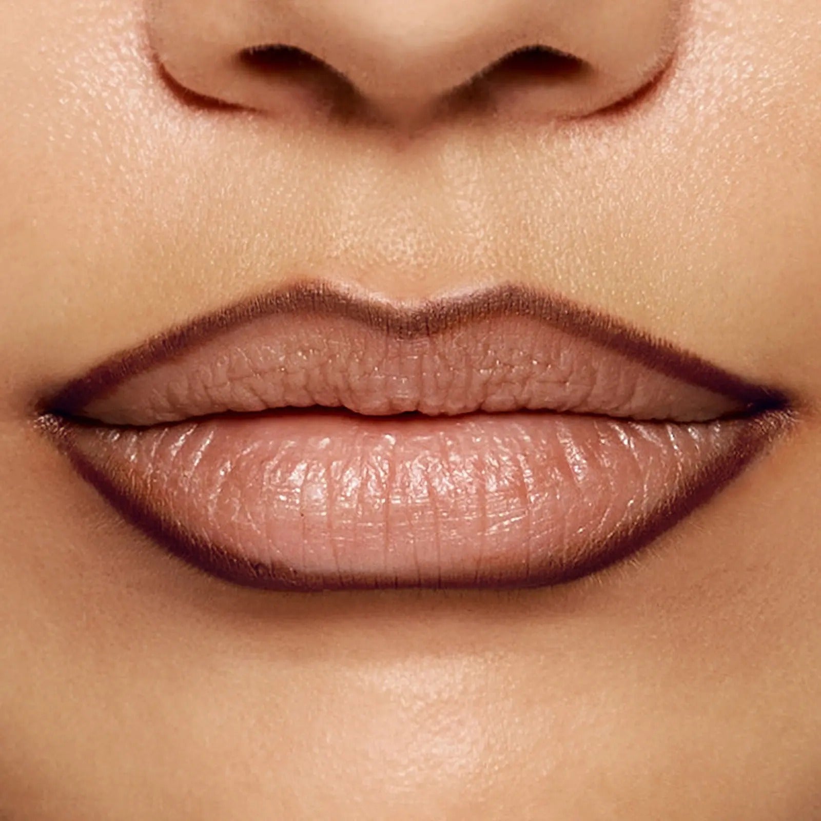 💋Easy Glide Lip Liner — Krämig, blandbar färg med smidig applicering